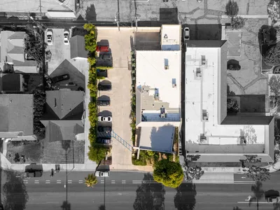 6346 Brockton Ave